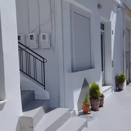 My Sisters House Daire Ayos Nikolaos